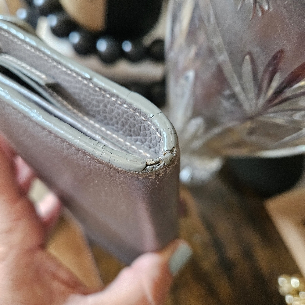 Chloe Envelope Wallet - Picture 4 of 11